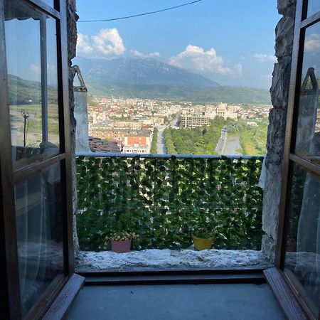 Aria Baci Guest House Berat Exterior photo